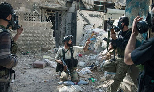Terroristas planean ejecutar ataques químicos reales en Siria